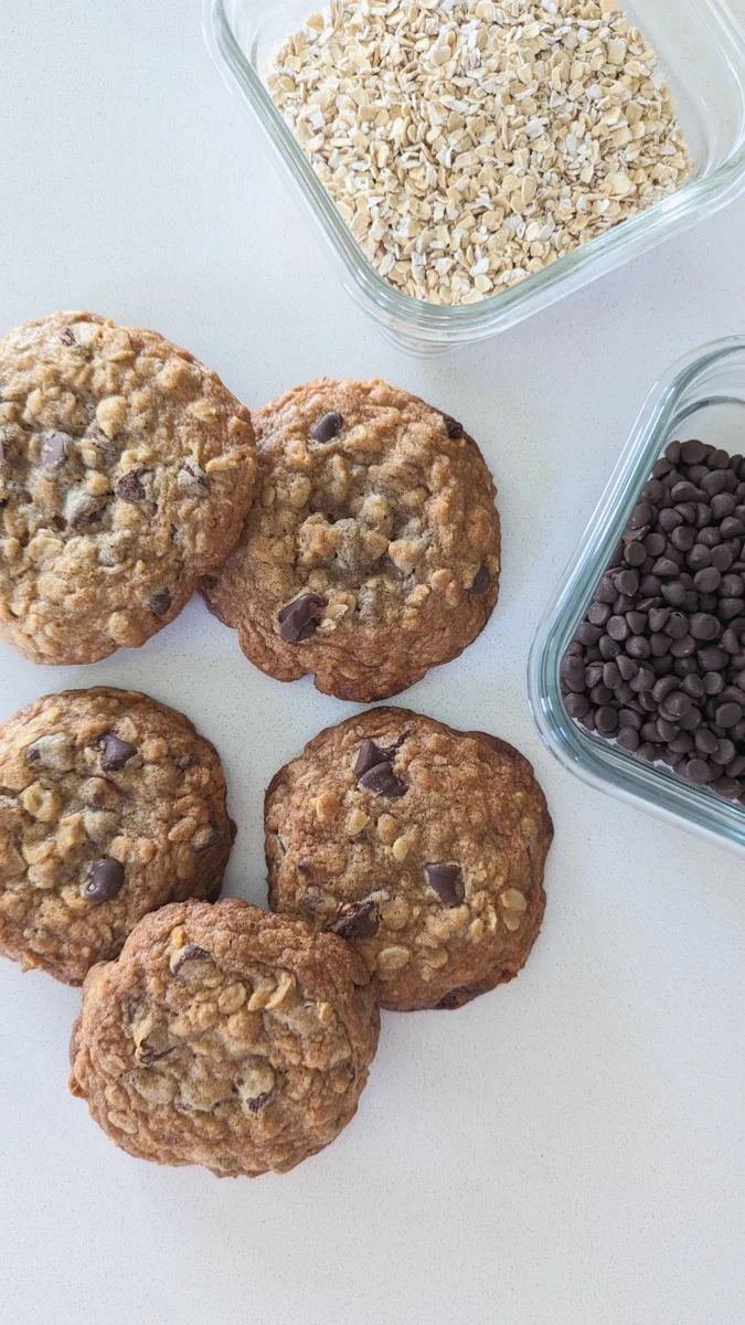 Oatmeal chocolate chip cookies with ingredients